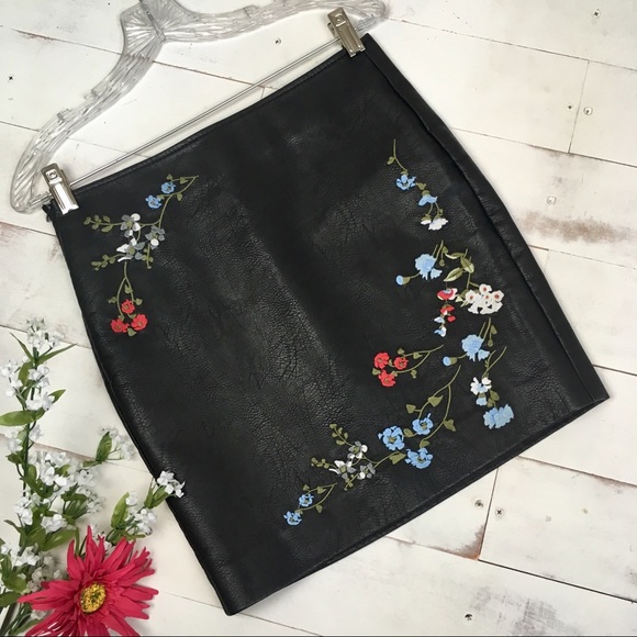 Haute Rouge Dresses & Skirts - *CLEARANCE* Embroidery Leather Mini Skirt